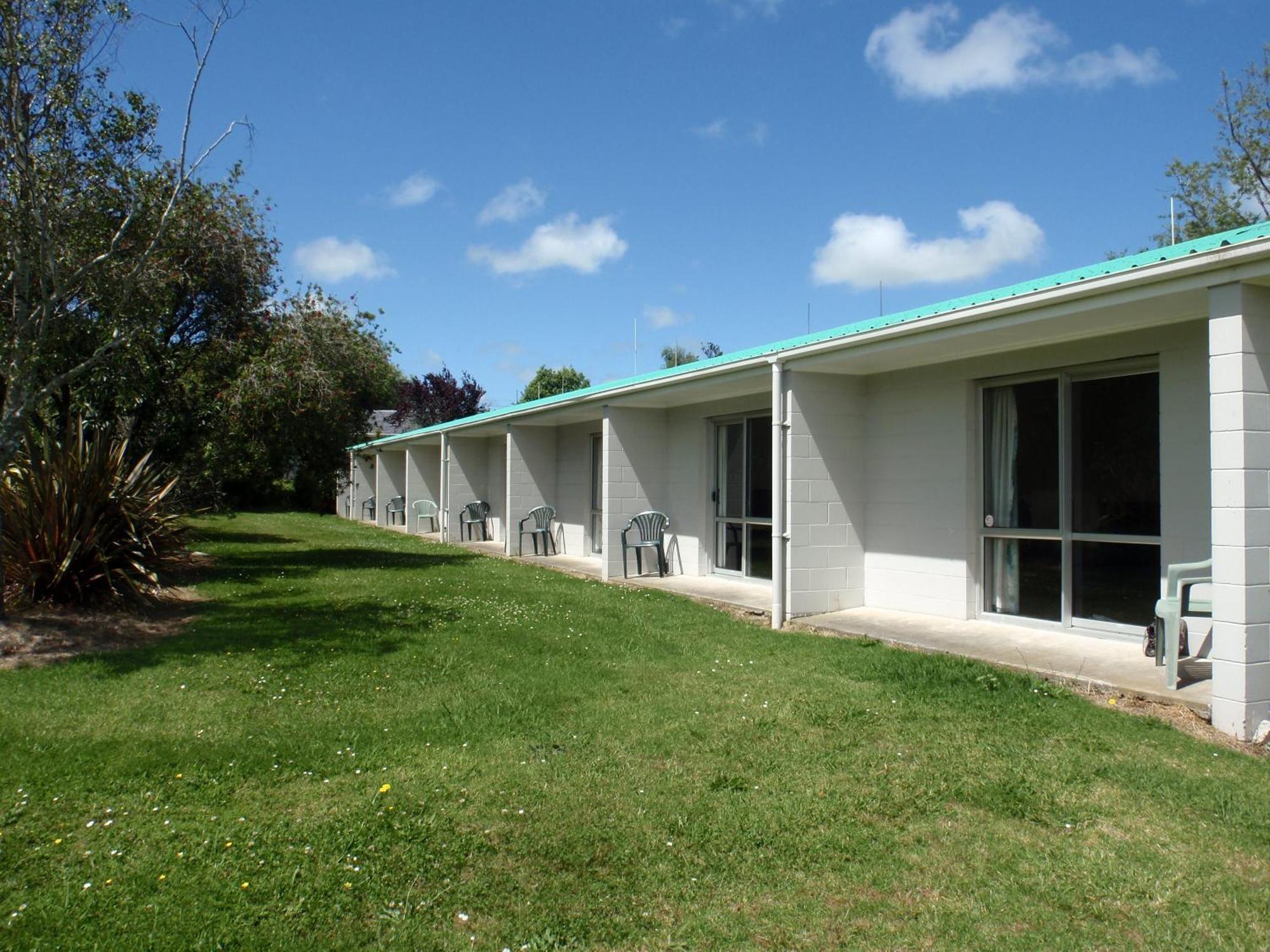 Waiuku Motel Экстерьер фото