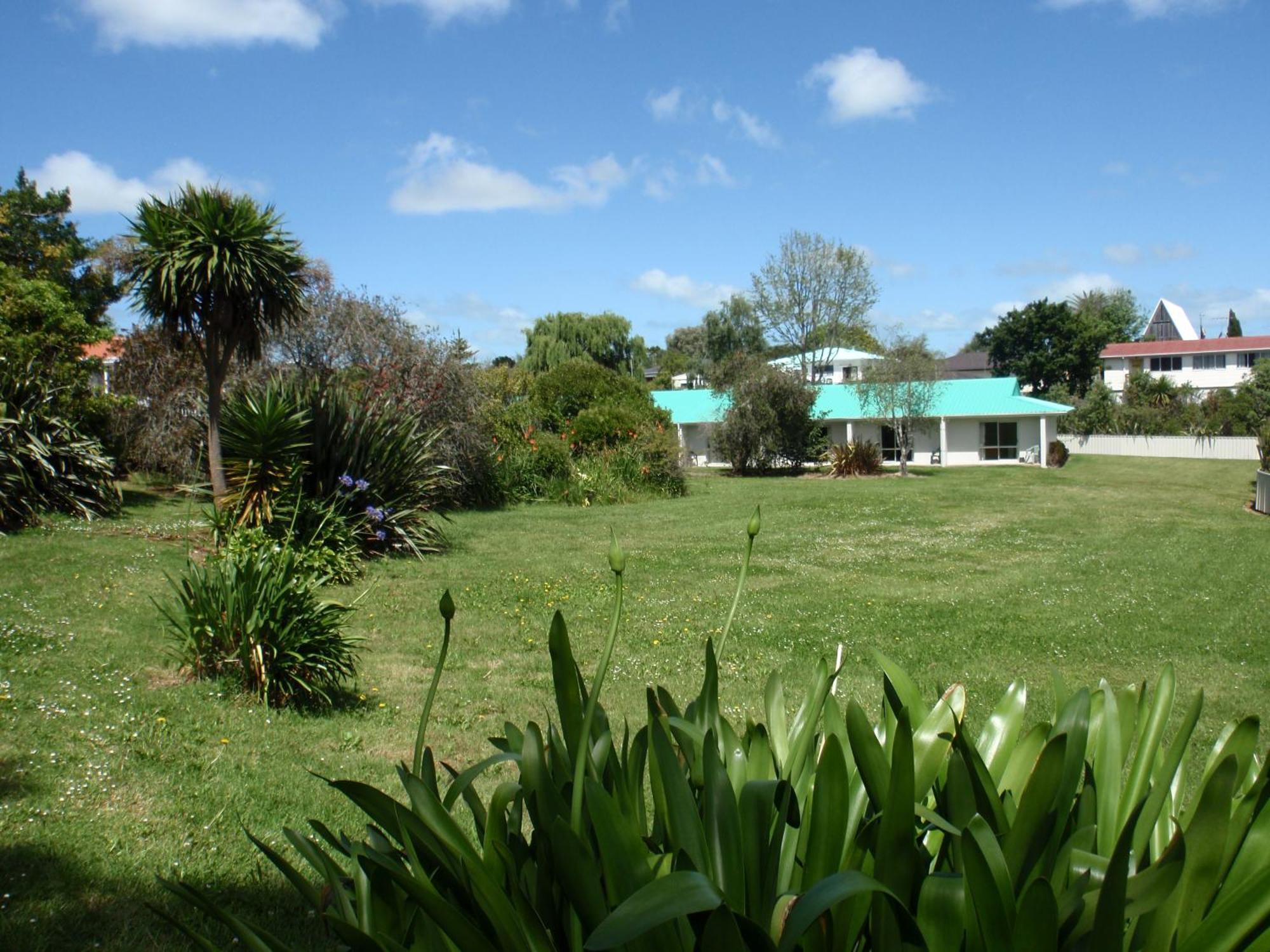Waiuku Motel Экстерьер фото