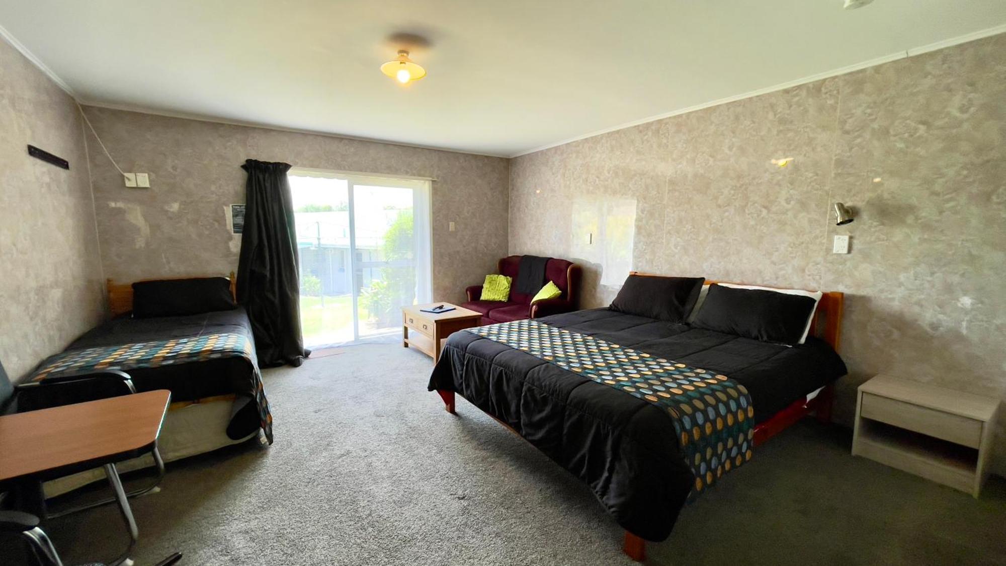 Waiuku Motel Экстерьер фото