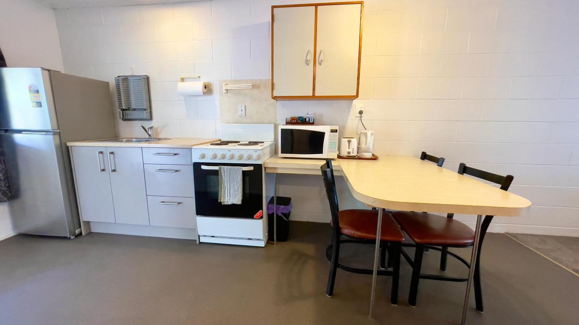 Waiuku Motel Экстерьер фото